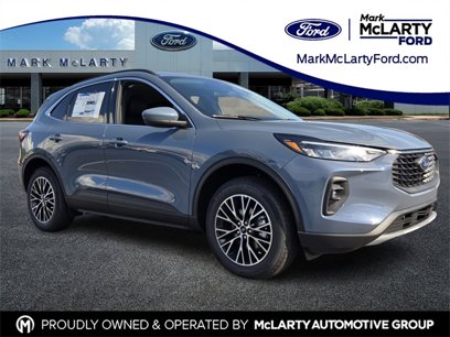 New 2025 Ford Escape SE