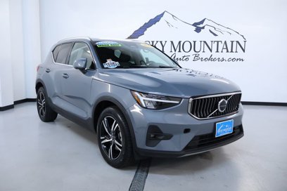 Used 2023 Volvo XC40 B5 Plus