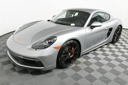 New 2025 Porsche 718 Cayman GT4