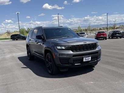 Used 2021 Jeep Grand Cherokee L Laredo