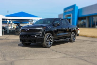 New 2025 Chevrolet Silverado EV RST