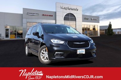 Used 2022 Chrysler Pacifica Touring-L