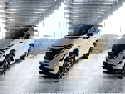 New 2025 Nissan Ariya FWD