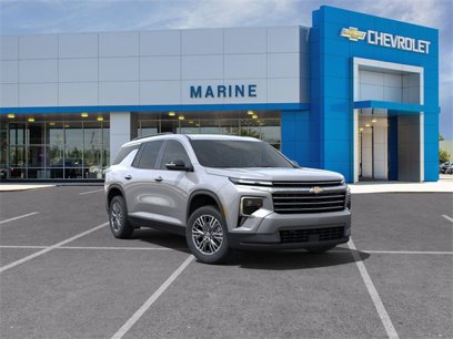 New 2025 Chevrolet Traverse LT w/ Driver Confidence Package