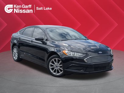 Used 2017 Ford Fusion SE w/ Fusion SE Technology Package