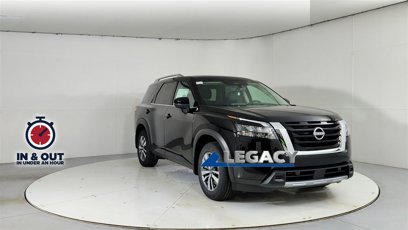 New 2025 Nissan Pathfinder SL