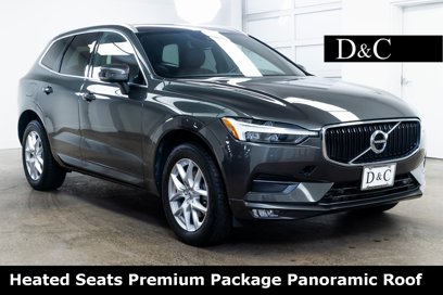 Used 2021 Volvo XC60 T5 Momentum