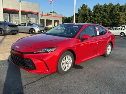 New 2025 Toyota Camry LE