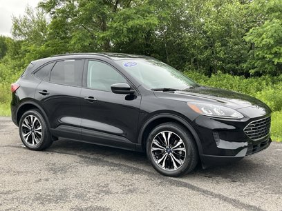 Used 2022 Ford Escape SE w/ SE Sport Appearance Package