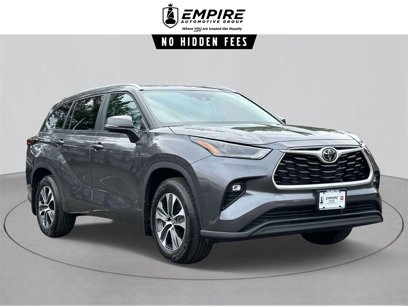 Used 2024 Toyota Highlander XLE