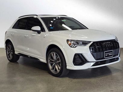 New 2025 Audi Q3 2.0T Premium w/ Convenience Package