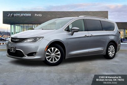 Used 2019 Chrysler Pacifica Touring-L