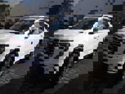New 2025 GMC Acadia Elevation