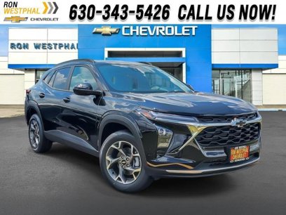 New 2025 Chevrolet Trax LT w/ LPO, Blackout Package