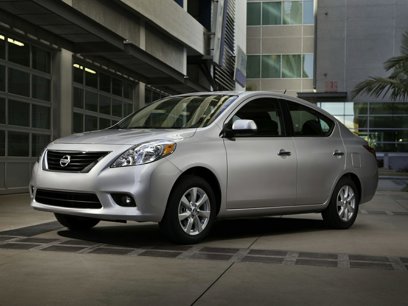 Used 2014 Nissan Versa SV