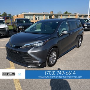 Used 2025 Toyota Sienna LE