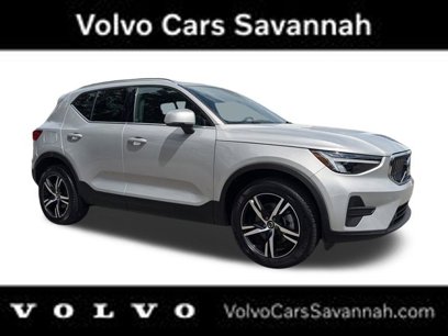 Certified 2025 Volvo XC40 B5 Core