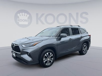 Used 2023 Toyota Highlander XLE