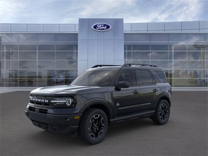 New 2024 Ford Bronco Sport Outer Banks w/ Tech Package