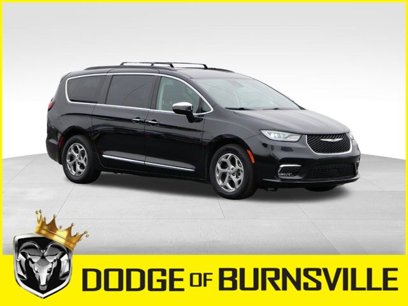 Certified 2023 Chrysler Pacifica Limited
