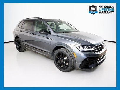 Used 2024 Volkswagen Tiguan SE R-Line