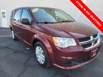 Used 2018 Dodge Grand Caravan SE w/ UConnect Hands-Free Group