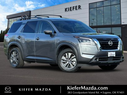 Used 2024 Nissan Pathfinder SV