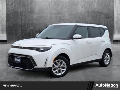 Used 2023 Kia Soul LX w/ LX Technology Package