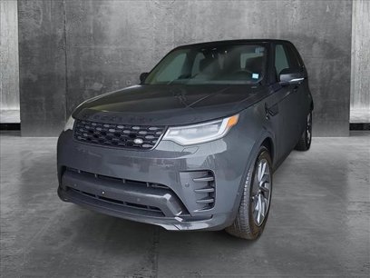 New 2024 Land Rover Discovery Dynamic SE