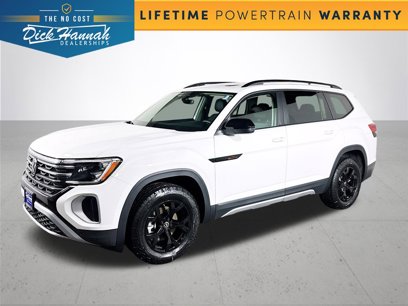New 2025 Volkswagen Atlas Peak Edition SE