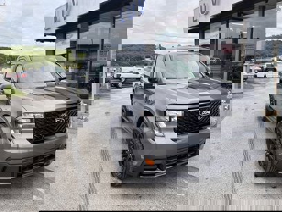New 2025 Ford Maverick XLT