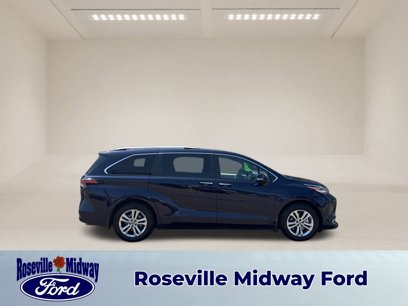 Used 2023 Toyota Sienna Platinum