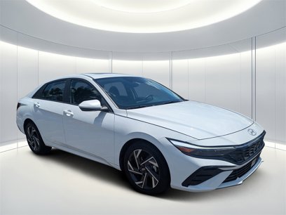 Used 2025 Hyundai Elantra SEL