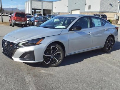 Used 2024 Nissan Altima 2.5 SR w/ SR Premium Package