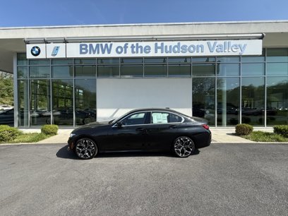 New 2025 BMW 330i xDrive Sedan w/ Convenience Package