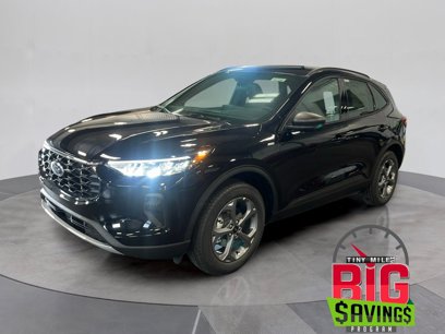 New 2025 Ford Escape ST-Line w/ Tech Pack #1