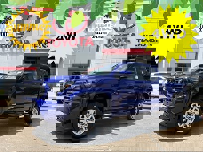 Used 2025 Toyota Tacoma SR5