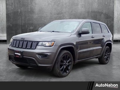 Used 2019 Jeep Grand Cherokee Altitude