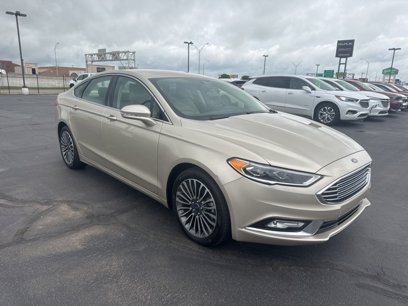 Used 2017 Ford Fusion SE w/ Fusion SE Technology Package