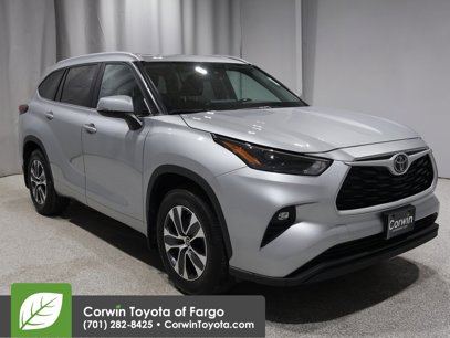 Used 2023 Toyota Highlander XLE