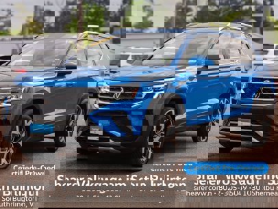 Certified 2022 Volkswagen Taos SEL w/ Panoramic Sunroof Package