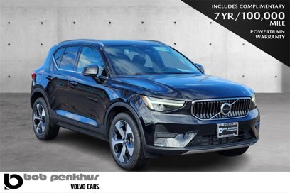 New 2025 Volvo XC40 B5 Core w/ Protection Package Premier