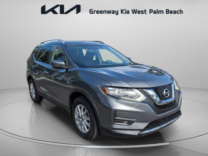 Used 2017 Nissan Rogue SV