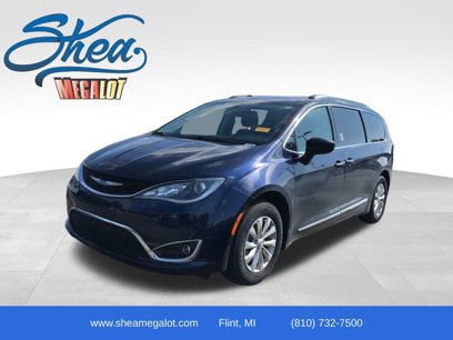 Used 2018 Chrysler Pacifica Touring-L