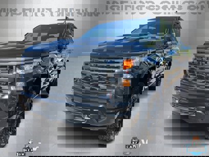 Used 2025 Chevrolet Silverado 1500 Custom Trail Boss w/ Dark Appearance Package