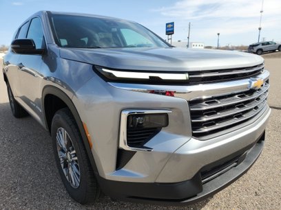 New 2025 Chevrolet Traverse LT