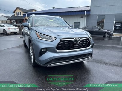 Used 2024 Toyota Highlander Platinum