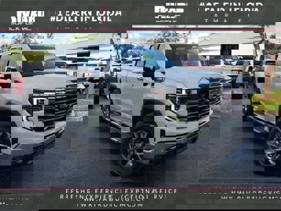 Used 2022 GMC Sierra 1500 SLT w/ SLT Premium Package
