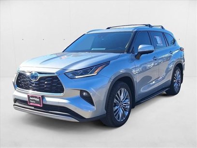 Certified 2023 Toyota Highlander Platinum