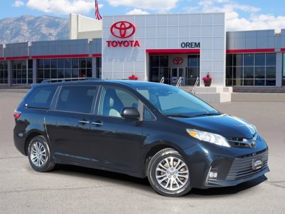 Used 2018 Toyota Sienna XLE
